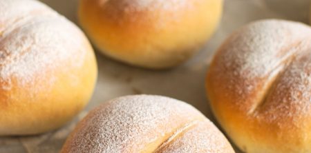 Bułki pszenne z przedziałkiem